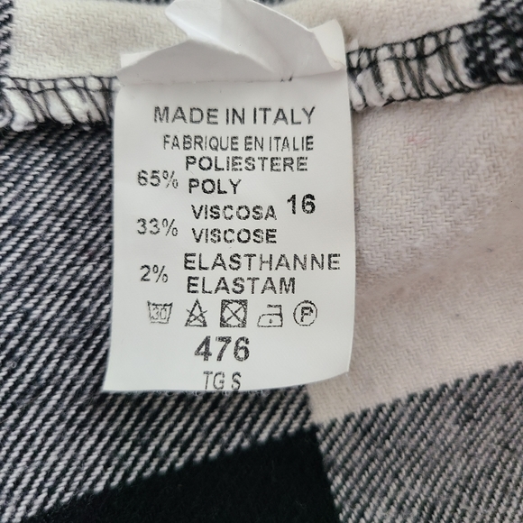 *SOLD* Plaid Black & White Sleevless Dress/Vest - Picture 9 of 9